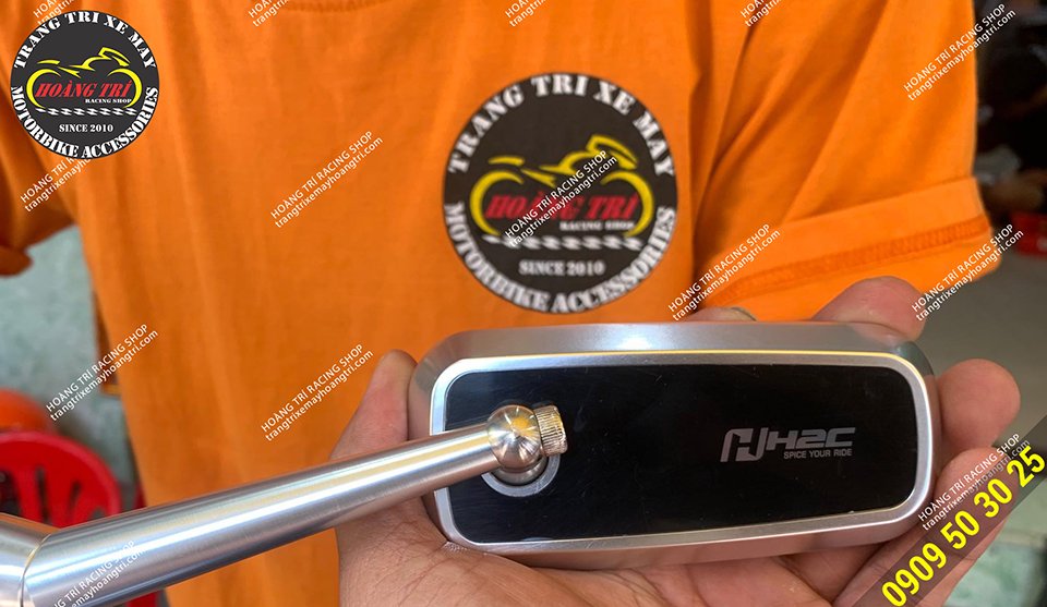 Kính Chiếu Hậu Xe Máy: Tầm Quan Trọng và Những Điều Cần Biết