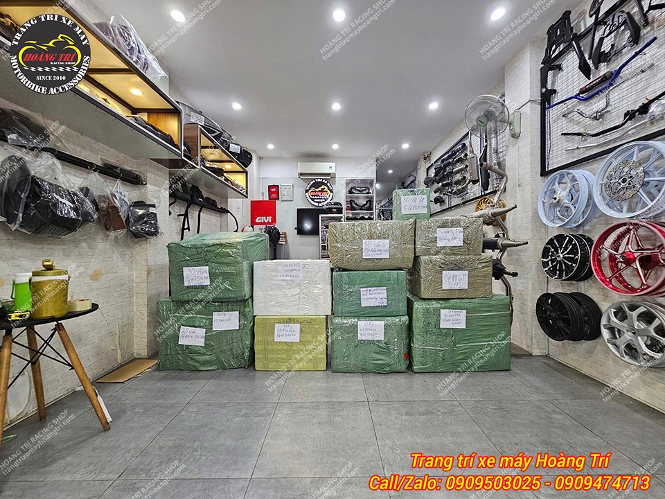 Sỉ Lẻ Phụ Kiện Xe Máy: Cơ Hội Kinh Doanh và Bí Quyết Thành Công